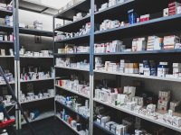 Waarom je medicijn steeds vaker niet leverbaar is